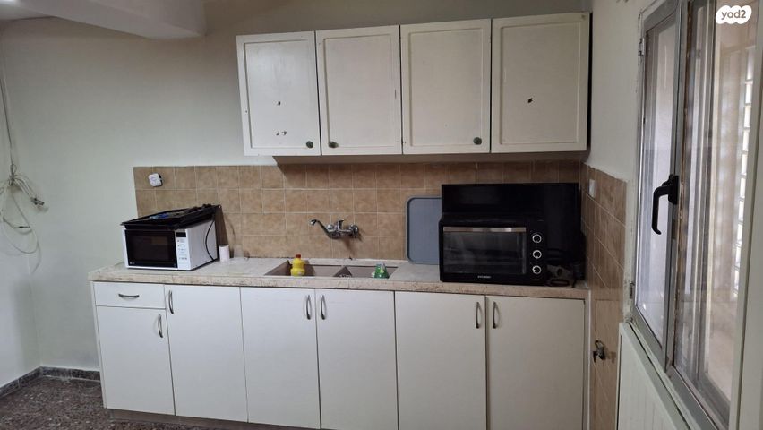 דירה, על כנפי נשרים 68, גבעת יערים, גבעת יערים