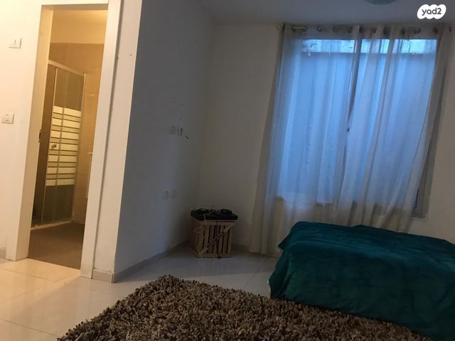 מרתף/ פרטר, חטיבה שבע 1, נווה דקלים, ראשון לציון