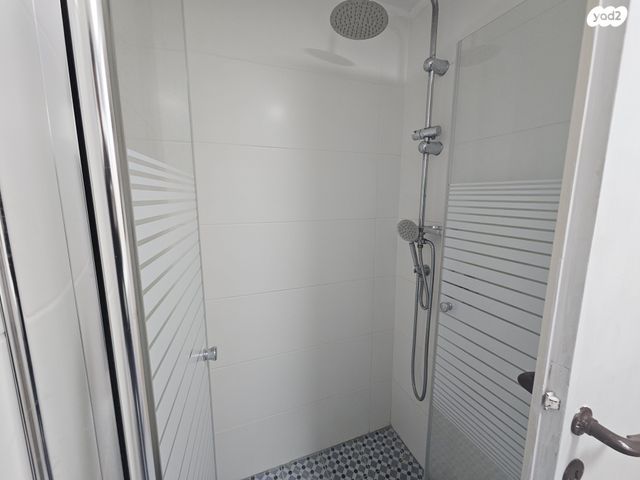 יחידת דיור, אלברט איינשטיין 80, אחוזה, חיפה