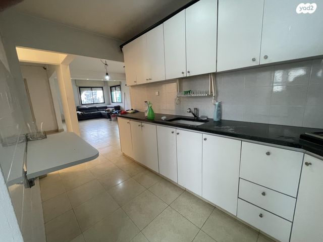 גג/ פנטהאוז, גדוד מכמש 6, פסגת זאב, ירושלים