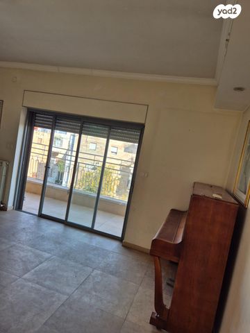 גג/ פנטהאוז, הרב משולם ראט 8, בית וגן, ירושלים