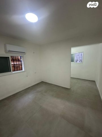 דירה, פני הגבעה 20, שכונת גפן, רמת גן