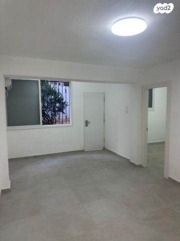 דירה, פני הגבעה 20, שכונת גפן, רמת גן