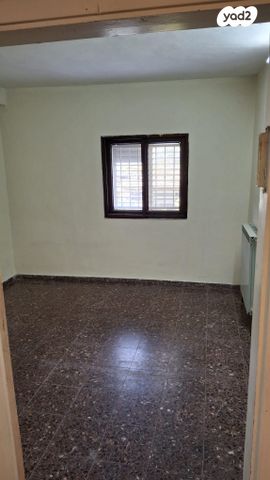 דירה, על כנפי נשרים 68, גבעת יערים, גבעת יערים