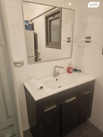 דירה, השר משה 21, נגבה, רמת גן