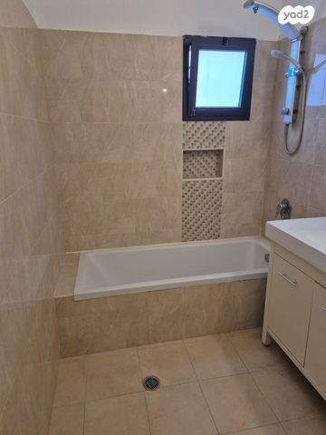 בית פרטי/ קוטג', הצבעוני 16, ניר ח''ן, ניר ח"ן