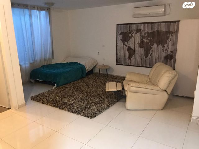 מרתף/ פרטר, חטיבה שבע 1, נווה דקלים, ראשון לציון