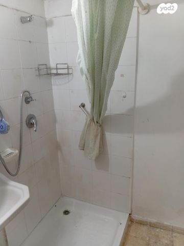 דירה, רחל אמנו 44, קטמון הישנה, ירושלים