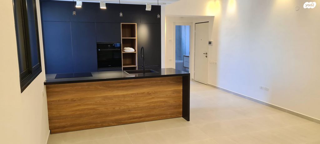 גג/ פנטהאוז, רבי יהודה הנשיא 7, עליות, רמת גן