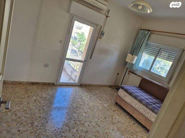 גג/ פנטהאוז, הרב משולם ראט 8, בית וגן, ירושלים