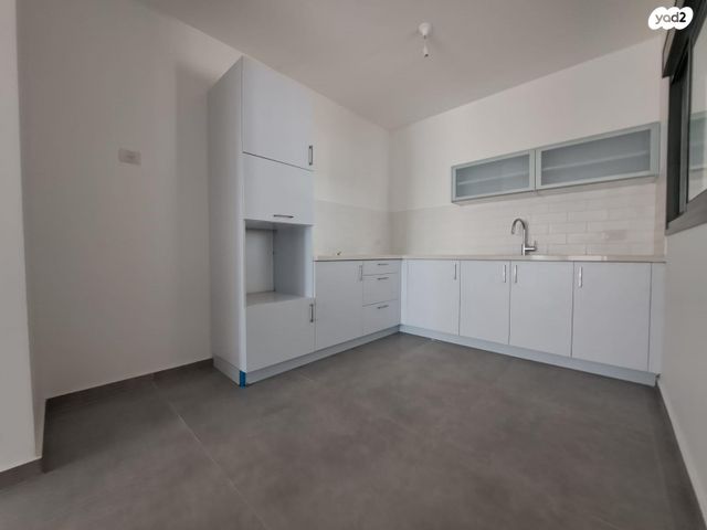 דירה, אלמוג 4, אכזיב, נהריה