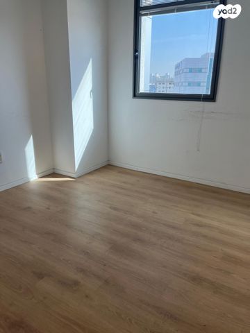 בניין משרדים, אלי הורוביץ 12, פארק הורוביץ, רחובות