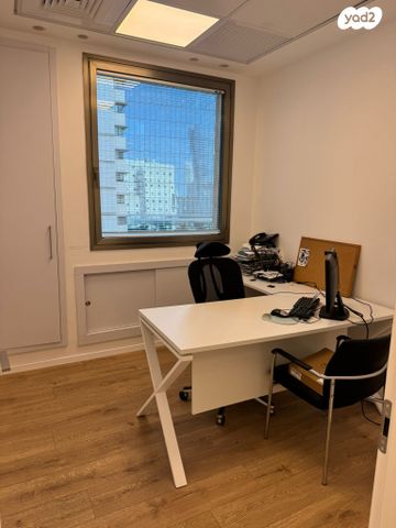 משרדים, תובל 11, בורסה, רמת גן