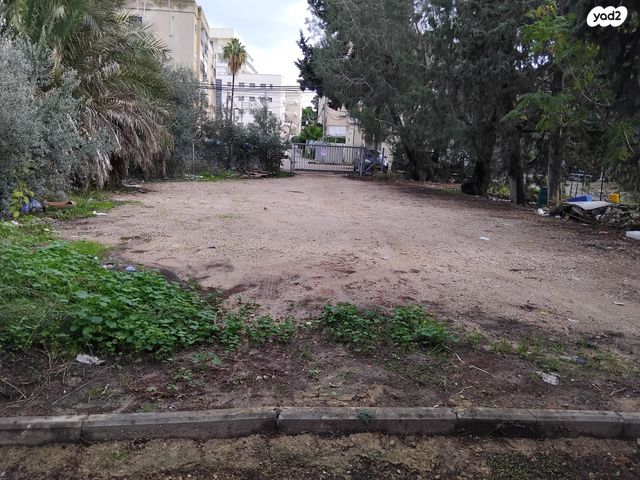 חנויות/ שטח מסחרי, העצמאות 60, מרכז העיר, קרית אתא