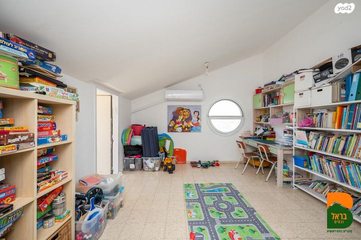 דופלקס, נווה גנים, פרדס חנה כרכור