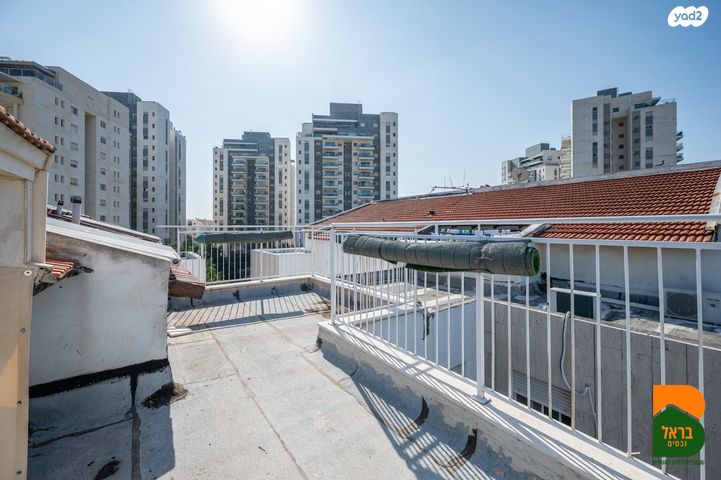 דופלקס, נווה גנים, פרדס חנה כרכור