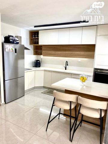 דירה, תמוז, רובע י"ב, אשדוד