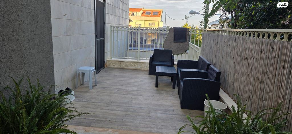 דירת גן, הרב קלישר, זיו, חיפה