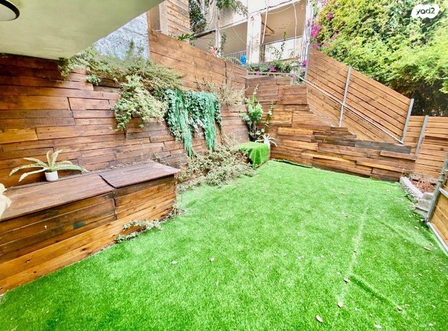 דרך יד לבנים 33