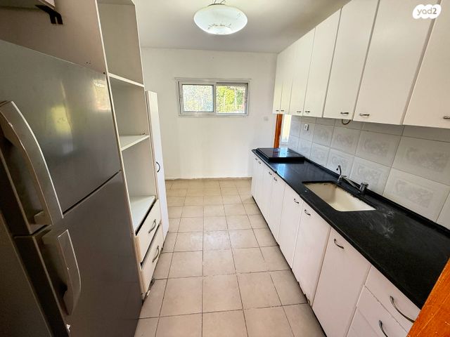 דירה, דרך עפרון, רובע א', אריאל