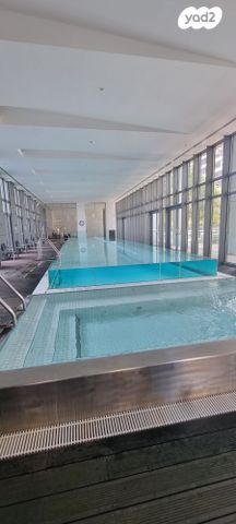 דירה, ניסים אלוני, צמרות איילון, פארק צמרת, תל אביב יפו