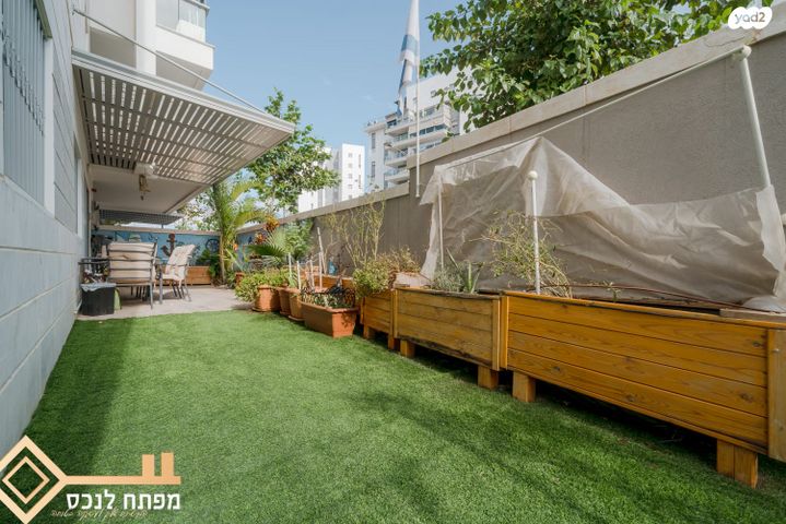 דירת גן, אריאל שרון, נווה שרון / שער העיר, נתיבות