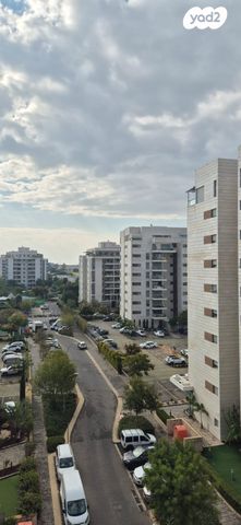 דירה, השונית 8, נאות רבין, יבנה