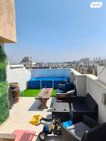 גג/ פנטהאוז, הרב קפאח, גרין ועם, חולון