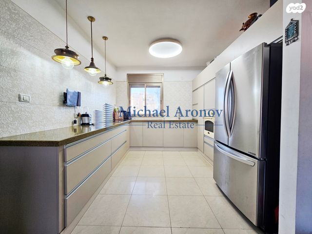 דירה, בילינסון 12, צפון מערב מרכז העיר, נתניה