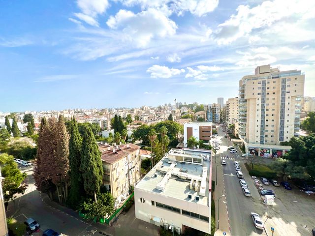 דירה, שלמה גולדין, ג' / מרכז מזרח העיר, רחובות