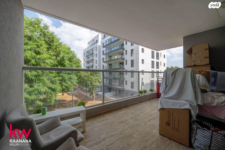 דירה, אלי כהן, רעננה