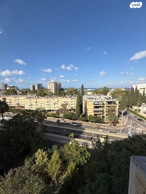 דירה, שדרות המגינים 125, חיפה