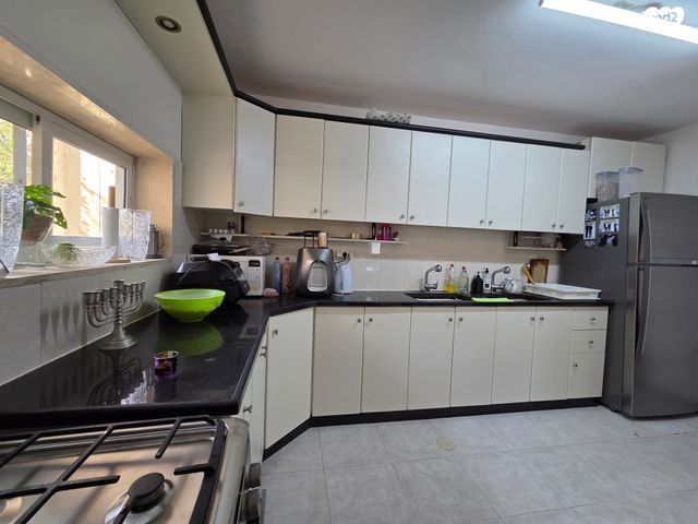 מרדכי אלקחי 