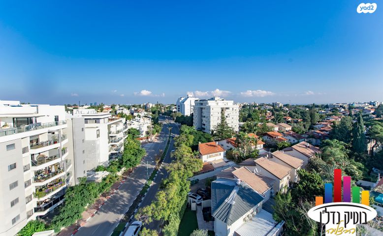 גג/ פנטהאוז, בן יהודה 47, הרצליה הצעירה, הרצליה