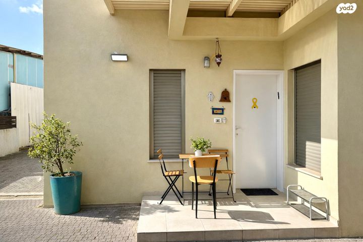 דו משפחתי, הזית 28, מושבה מרכז, זכרון יעקב