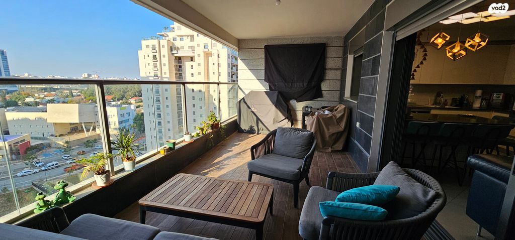 דירה, אסירי ציון 19, מגדיאל, הוד השרון