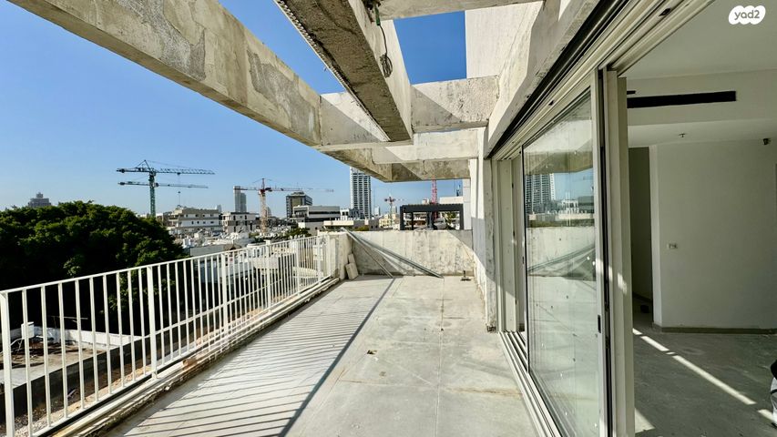 גג/ פנטהאוז, סוטין 15, תל אביב יפו