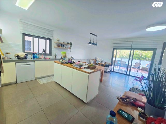 דירת גן, חביבה רייק, רמות רמז, חיפה