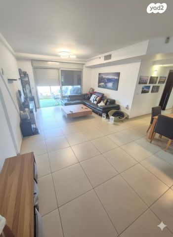 דירה, אלונים, קרית השרון, נתניה