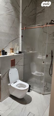 דו משפחתי, גדרה