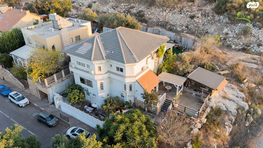 בית פרטי/ קוטג', הארז 19, רובע ב', אריאל