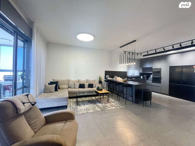 גג/ פנטהאוז, ברנע, אשקלון