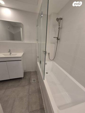 דופלקס, אלון, רמת השרון