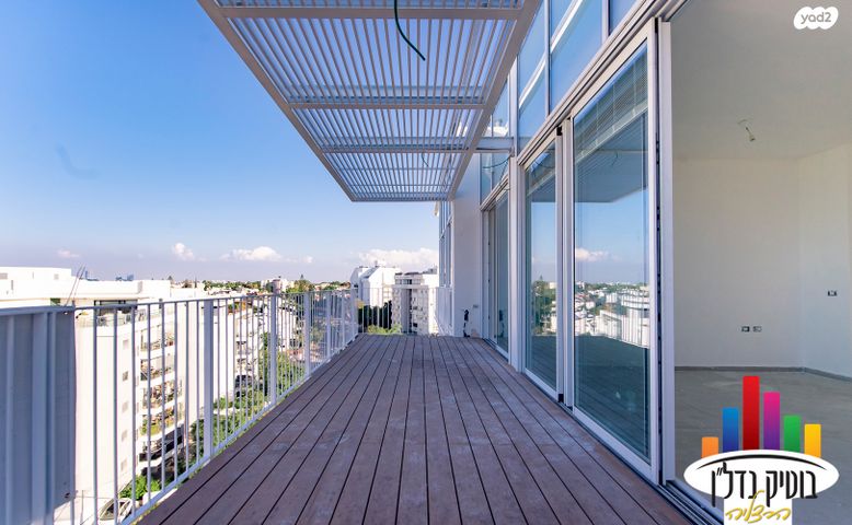 גג/ פנטהאוז, בן יהודה 47, הרצליה הצעירה, הרצליה