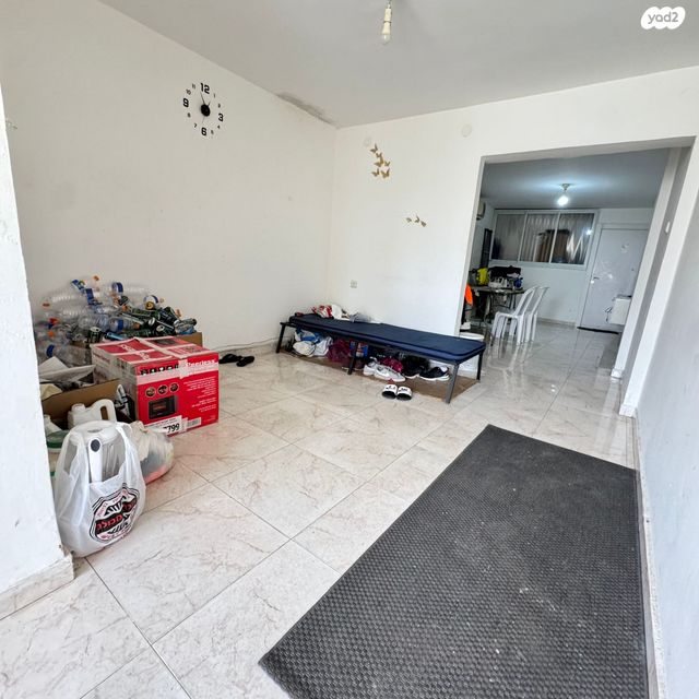 דירה, סן דייגו, קיבוץ גלויות, קרית מלאכי