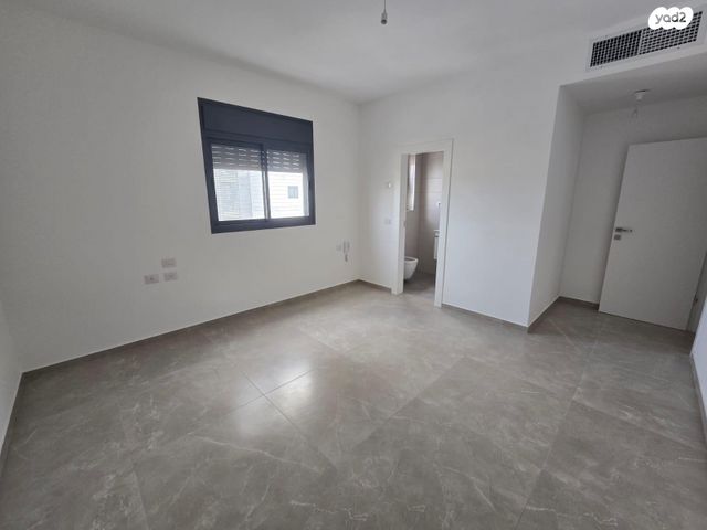 דירה, דרך הרב שלום איפרגן, נאות המייסדים, שדרות