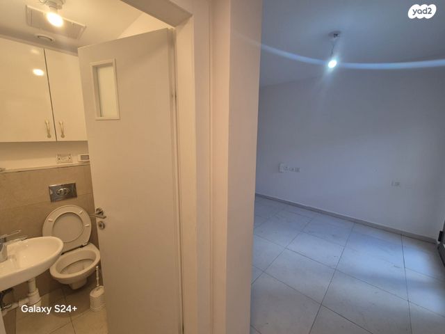 דירת גן, שדרות הנשיא השישי, קרית הלאום, ירושלים