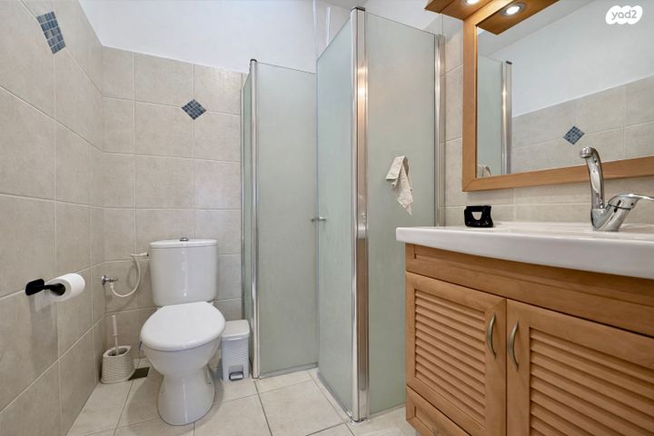 דו משפחתי, הזית 28, מושבה מרכז, זכרון יעקב