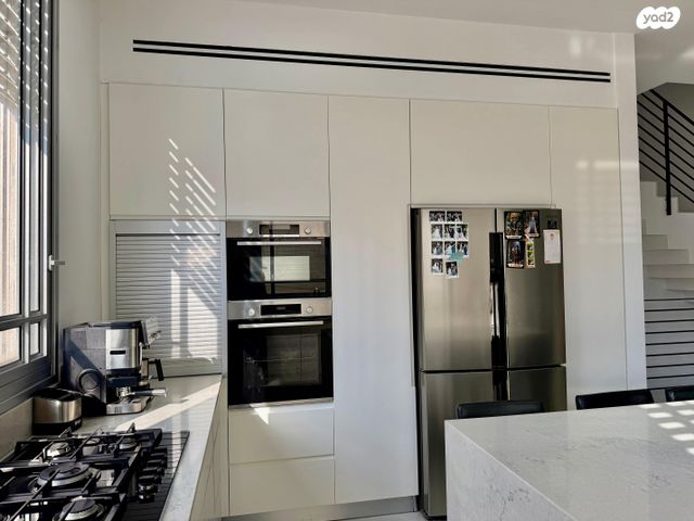 דו משפחתי, כפר יונה