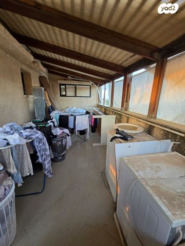 דו משפחתי, ערד